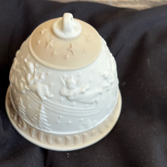 Lladro 1989 Porcelain Christmas Ornament Bell Holiday Vintage Collectible - Picture 4 of 6